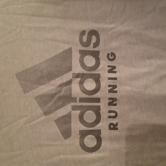Adidas tshirt - Picture 2 of 5